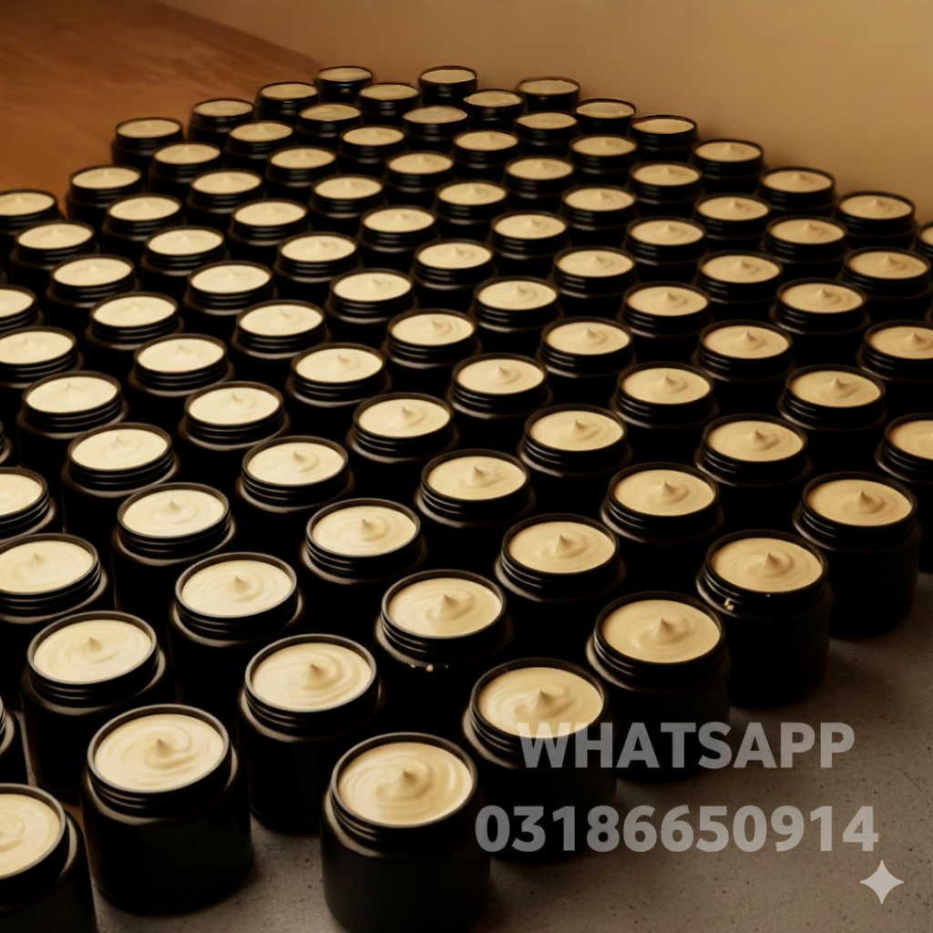 Zafarani Whitening Gold Cream (Buy 1 Get 1 Free)